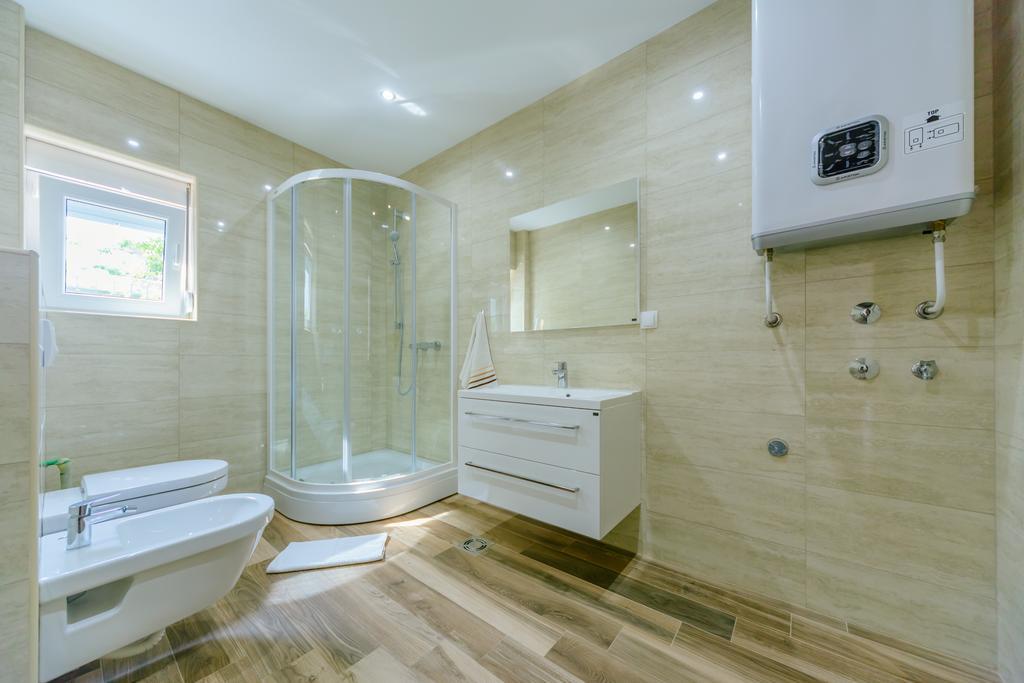 Apartments Bujkovic บาร์ ภายนอก รูปภาพ