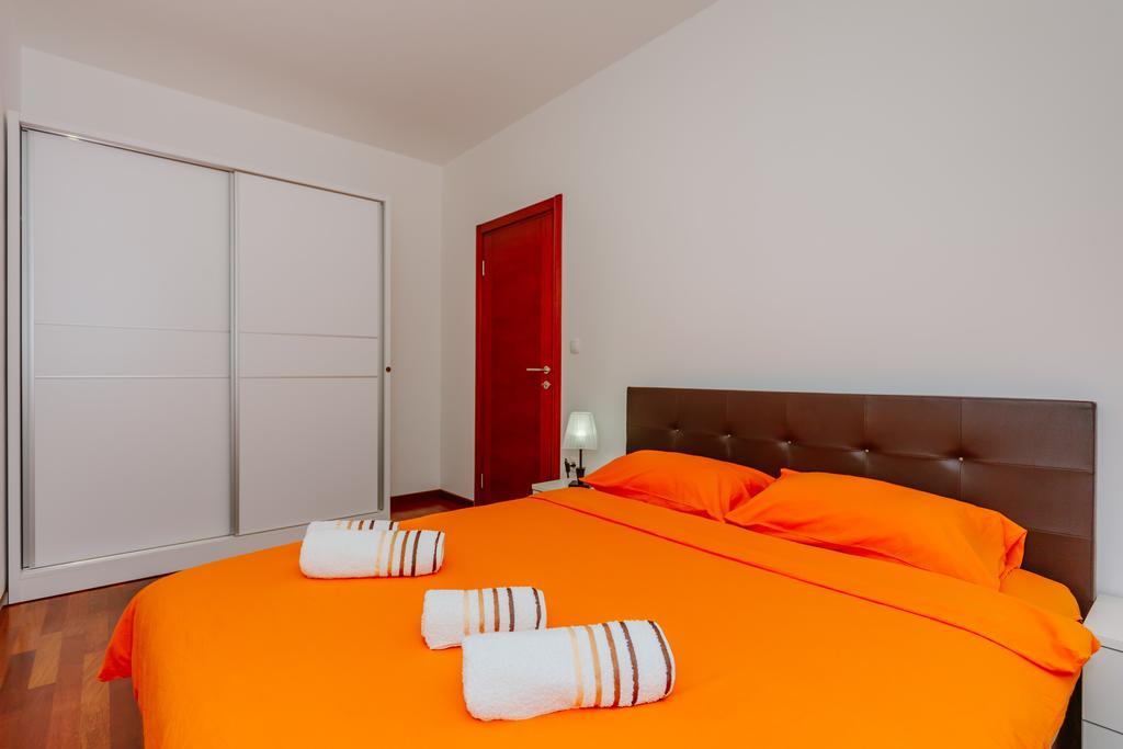 Apartments Bujkovic บาร์ ภายนอก รูปภาพ